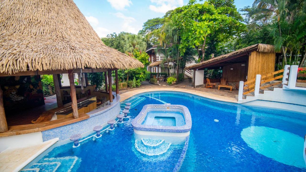 Hotel Luna Llena Тамариндо Екстер'єр фото